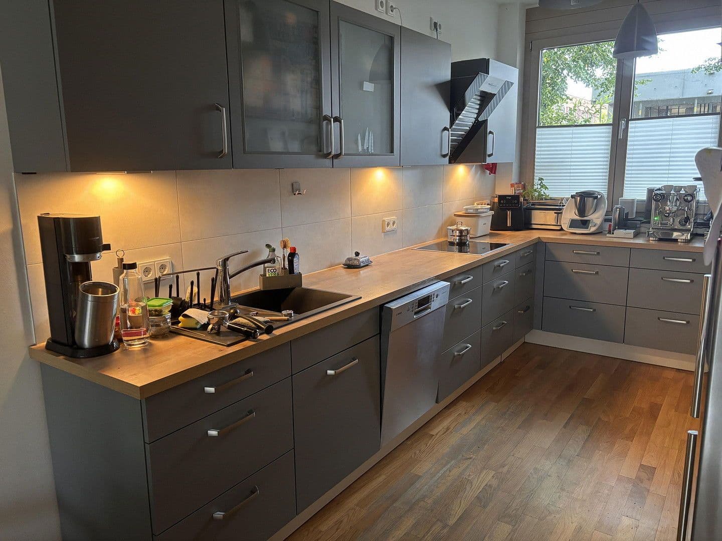 Predaj bytu 4-izbový 136 m², Berlin, Berlín Predaj bytu 4-izbový 136 m², Berlin, Berlín