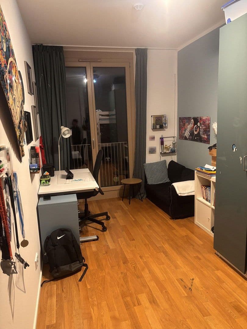 Predaj bytu 4-izbový 136 m², Berlin, Berlín Predaj bytu 4-izbový 136 m², Berlin, Berlín