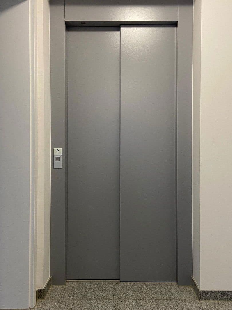 Predaj bytu 4-izbový 100 m², Aschaffenburg OT Nilkheim, Bavorsko Predaj bytu 4-izbový 100 m², Aschaffenburg OT Nilkheim, Bavorsko