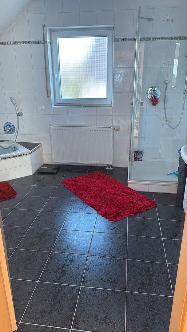 Predaj domu 132 m², pozemek 520 m², An der Höhle 34, Hadamar, Hesensko Predaj domu 132 m², pozemek 520 m², An der Höhle 34, Hadamar, Hesensko