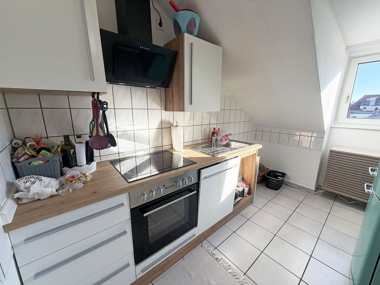 Prenájom bytu 3-izbový 66 m², Martin-Luther-Straße, Stuttgart, Bádensko-Wurttembersko Prenájom bytu 3-izbový 66 m², Martin-Luther-Straße, Stuttgart, Bádensko-Wurttembersko