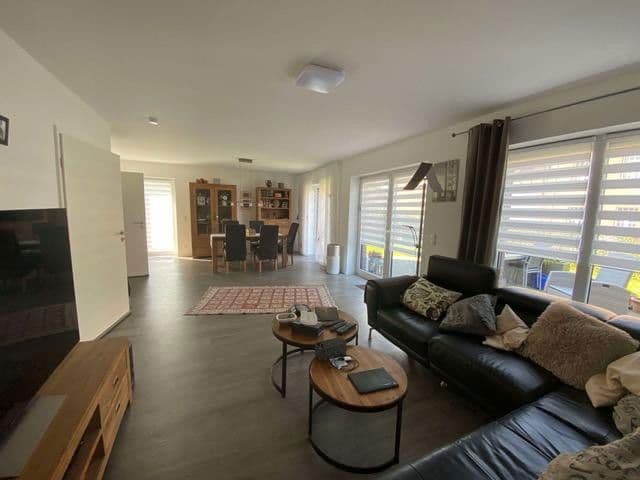 Predaj domu 135 m², pozemek 418 m², Annastr. 18, Nörvenich, Severné Porýnie - Westfálsko Predaj domu 135 m², pozemek 418 m², Annastr. 18, Nörvenich, Severné Porýnie - Westfálsko