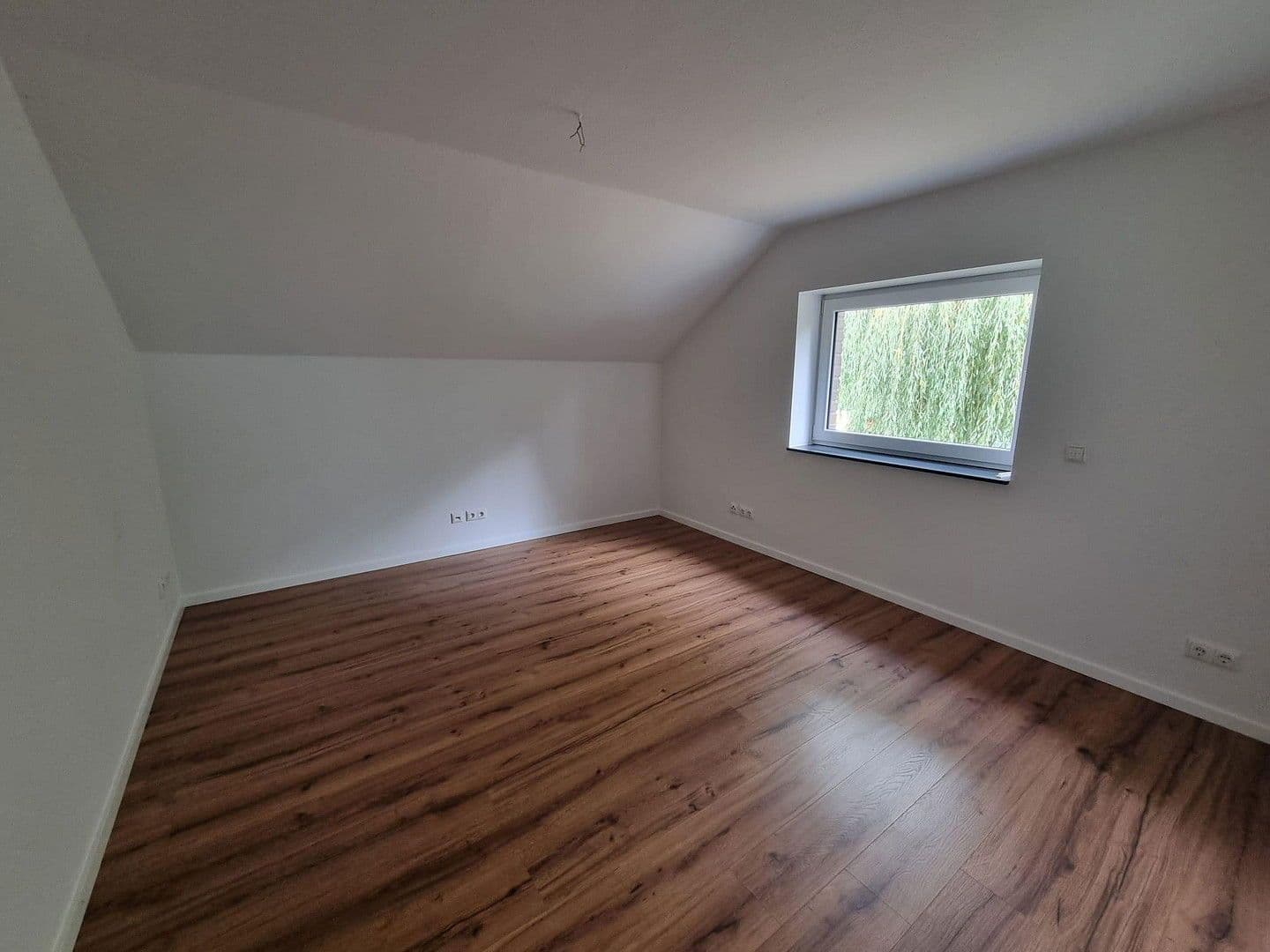 Predaj domu 135 m², pozemek 500 m², Annastr. 18a, Nörvenich, Severné Porýnie - Westfálsko Predaj domu 135 m², pozemek 500 m², Annastr. 18a, Nörvenich, Severné Porýnie - Westfálsko