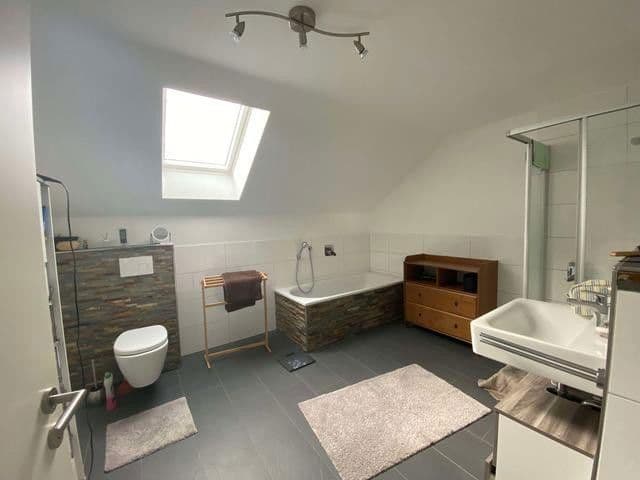 Predaj domu 135 m², pozemek 418 m², Annastr. 18, Nörvenich, Severné Porýnie - Westfálsko Predaj domu 135 m², pozemek 418 m², Annastr. 18, Nörvenich, Severné Porýnie - Westfálsko