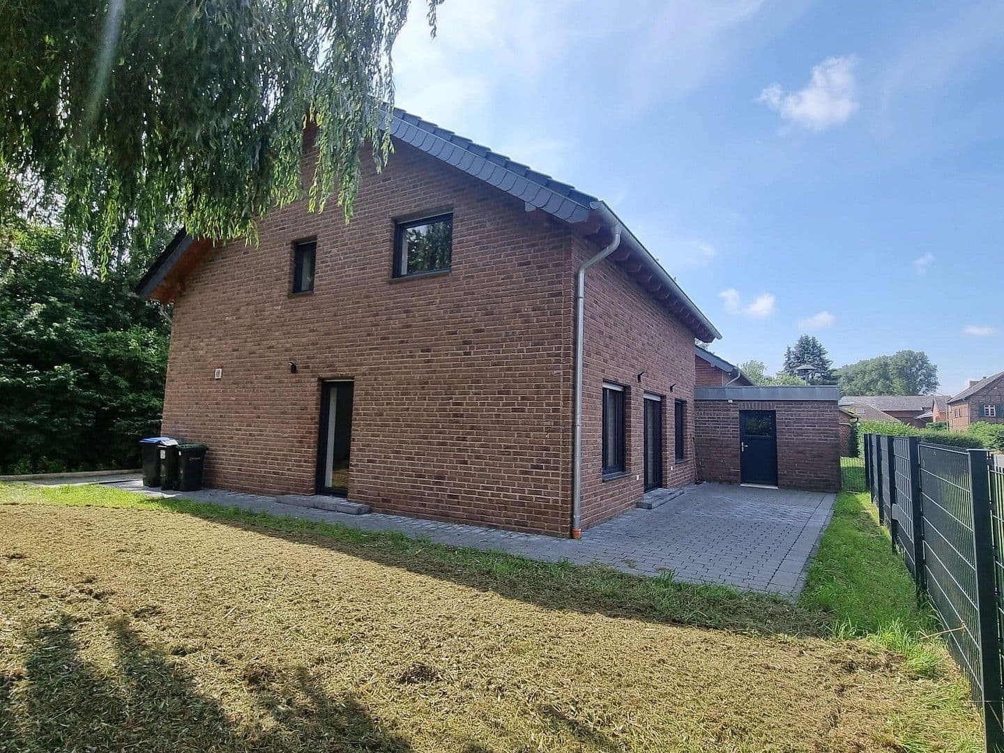 Predaj domu 135 m², pozemek 500 m², Annastr. 18a, Nörvenich, Severné Porýnie - Westfálsko Predaj domu 135 m², pozemek 500 m², Annastr. 18a, Nörvenich, Severné Porýnie - Westfálsko