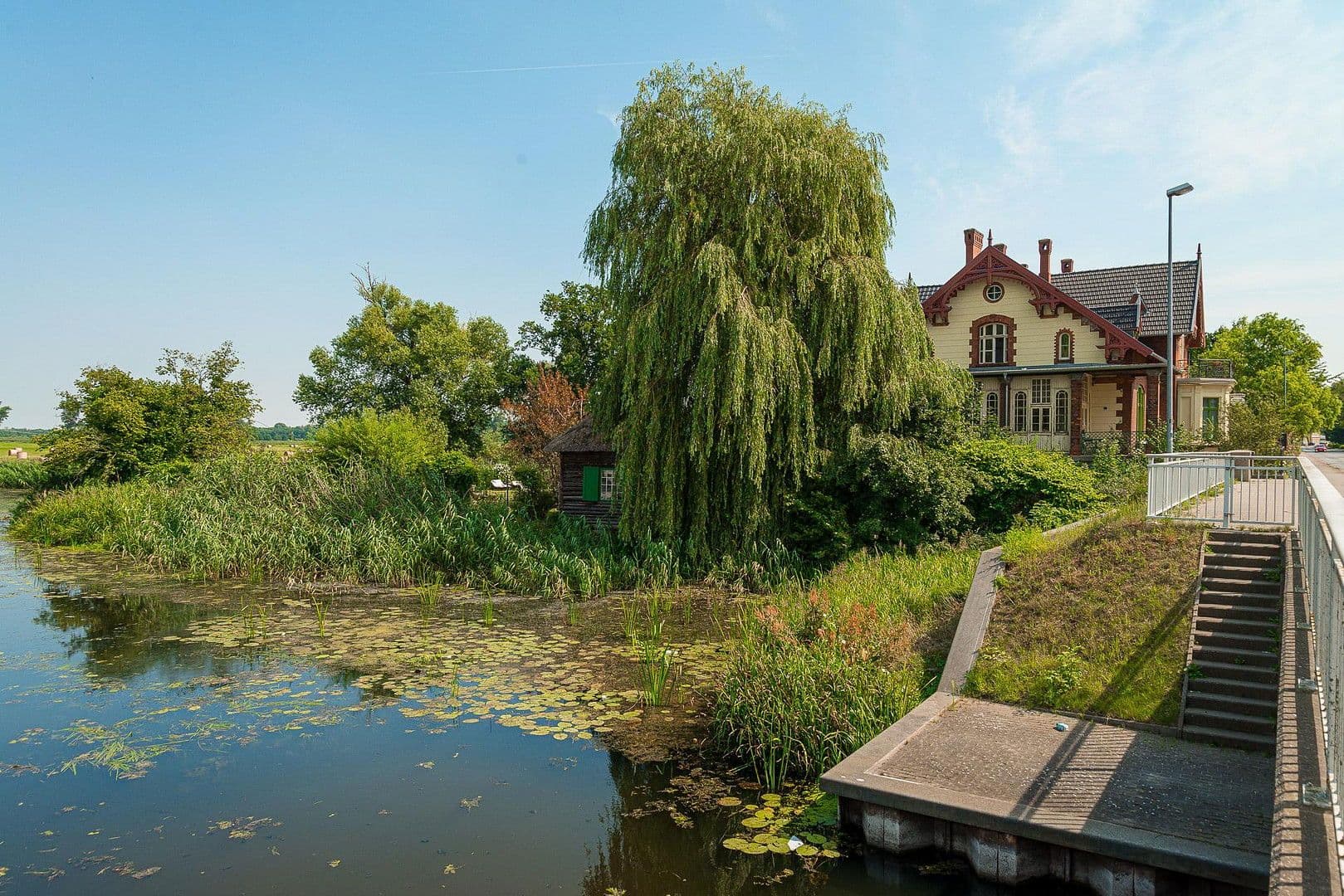 Predaj domu 489 m², pozemek 8.135 m², Bützow, Meklenbursko-Predpomoransko Predaj domu 489 m², pozemek 8.135 m², Bützow, Meklenbursko-Predpomoransko