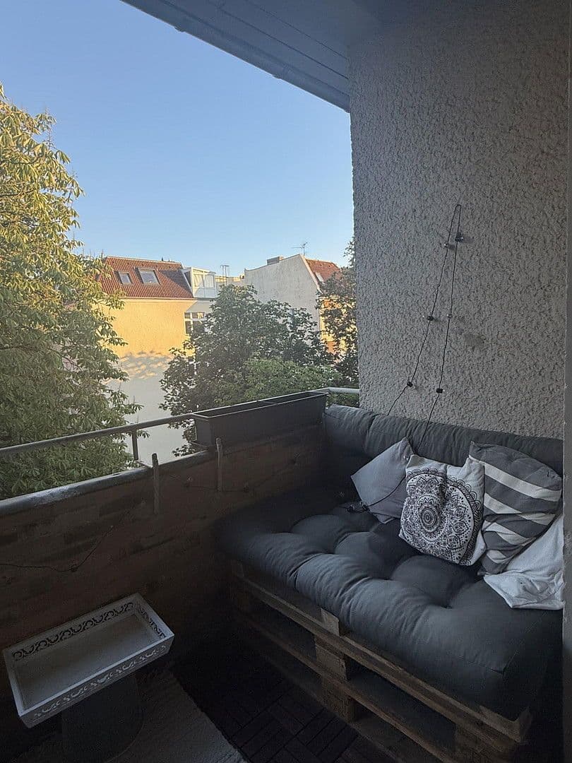 Predaj bytu 3-izbový 70 m², Friedrichsruher Straße 54, Berlin, Berlín Predaj bytu 3-izbový 70 m², Friedrichsruher Straße 54, Berlin, Berlín