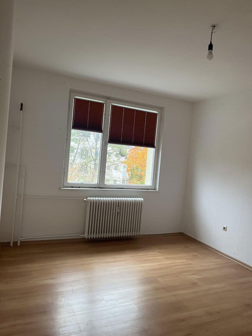 Predaj bytu 3-izbový 70 m², Friedrichsruher Straße 54, Berlin, Berlín Predaj bytu 3-izbový 70 m², Friedrichsruher Straße 54, Berlin, Berlín