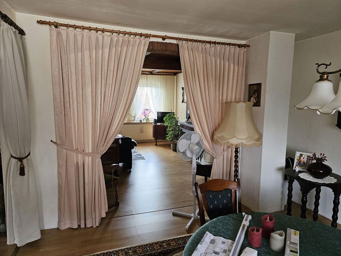 Predaj domu 189 m², pozemek 287 m², Hohenhameln, Dolné Sasko Predaj domu 189 m², pozemek 287 m², Hohenhameln, Dolné Sasko