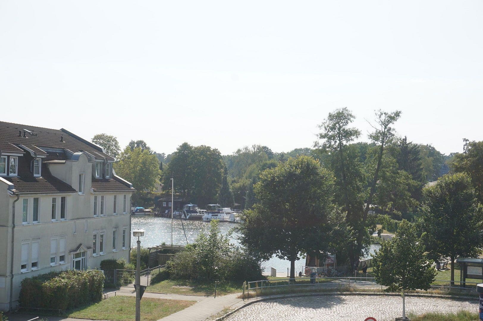 Prenájom bytu 3-izbový 75 m², Berlin, Berlín Prenájom bytu 3-izbový 75 m², Berlin, Berlín