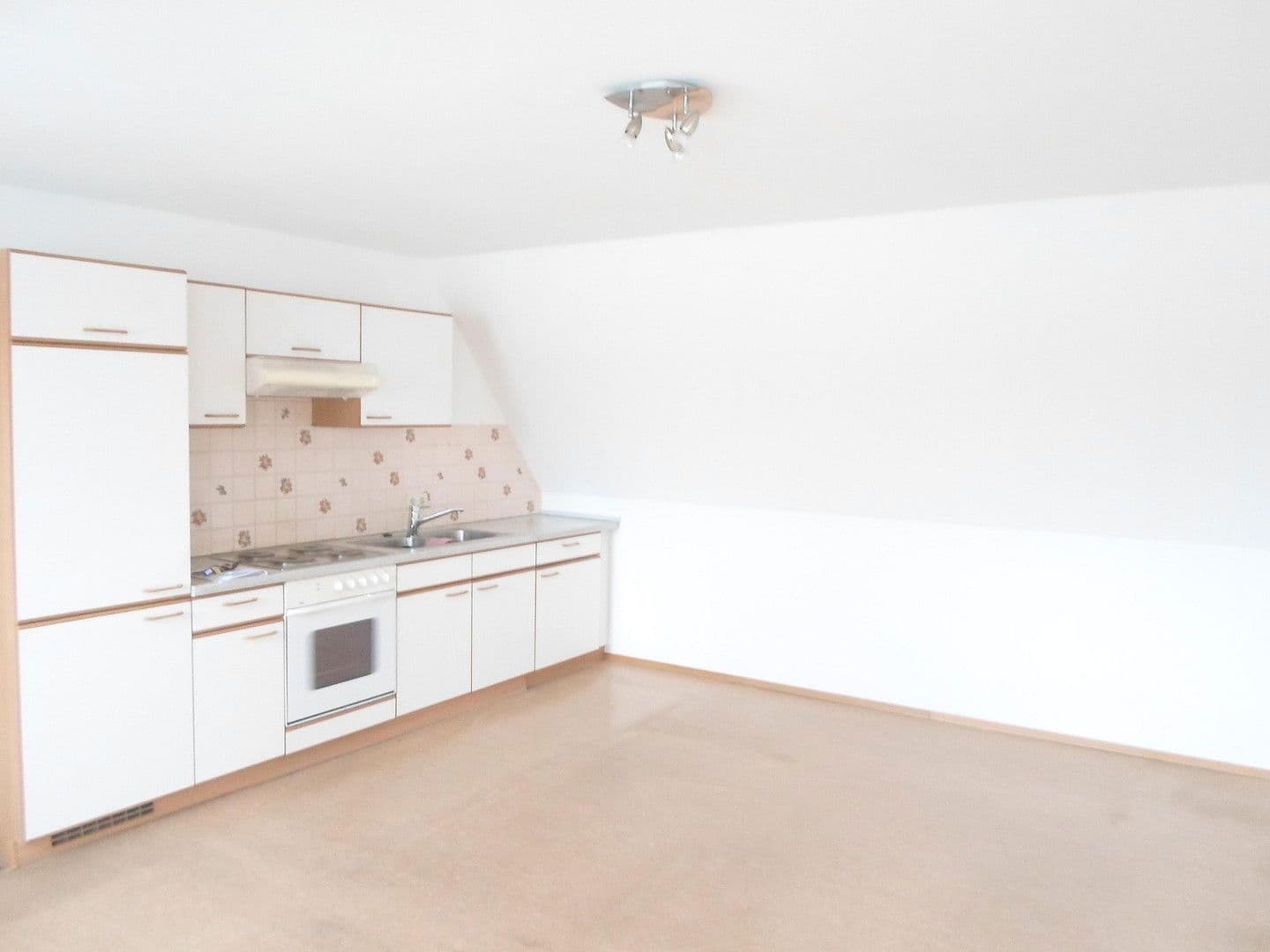 Prenájom bytu 2-izbový 50 m², SCHLOSSWEG 2, Burgau, Štajersko Prenájom bytu 2-izbový 50 m², SCHLOSSWEG 2, Burgau, Štajersko