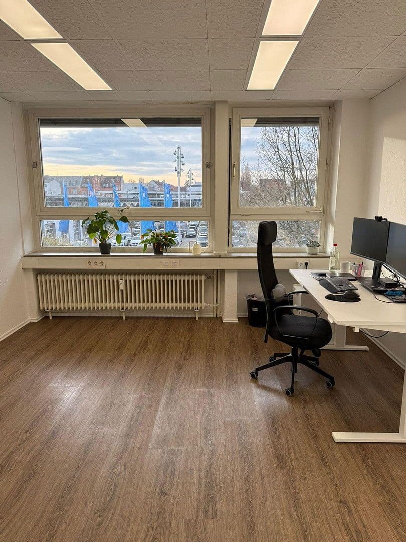 Prenájom kancelárie 194 m², Mengendamm 12, Hannover, Dolné Sasko Prenájom kancelárie 194 m², Mengendamm 12, Hannover, Dolné Sasko
