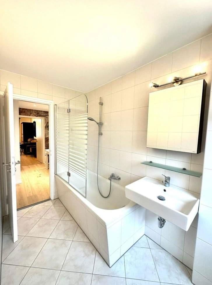 Prenájom bytu 20 m², Eduard-Spranger-Str. 24, München, Bavorsko Prenájom bytu 20 m², Eduard-Spranger-Str. 24, München, Bavorsko