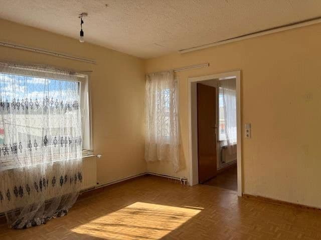 Prenájom bytu 3-izbový 111 m², Bahnhofstraße 13, Seesen, Dolné Sasko Prenájom bytu 3-izbový 111 m², Bahnhofstraße 13, Seesen, Dolné Sasko