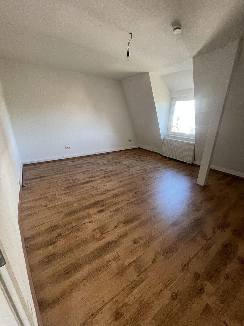 Prenájom bytu 2-izbový 60 m², Steinbrinkstraße 105, Oberhausen, Severné Porýnie - Westfálsko Prenájom bytu 2-izbový 60 m², Steinbrinkstraße 105, Oberhausen, Severné Porýnie - Westfálsko