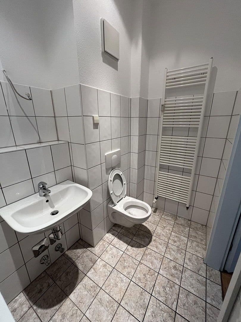 Prenájom bytu 2-izbový 60 m², Schneeberger Straße 4, Chemnitz, Sasko Prenájom bytu 2-izbový 60 m², Schneeberger Straße 4, Chemnitz, Sasko