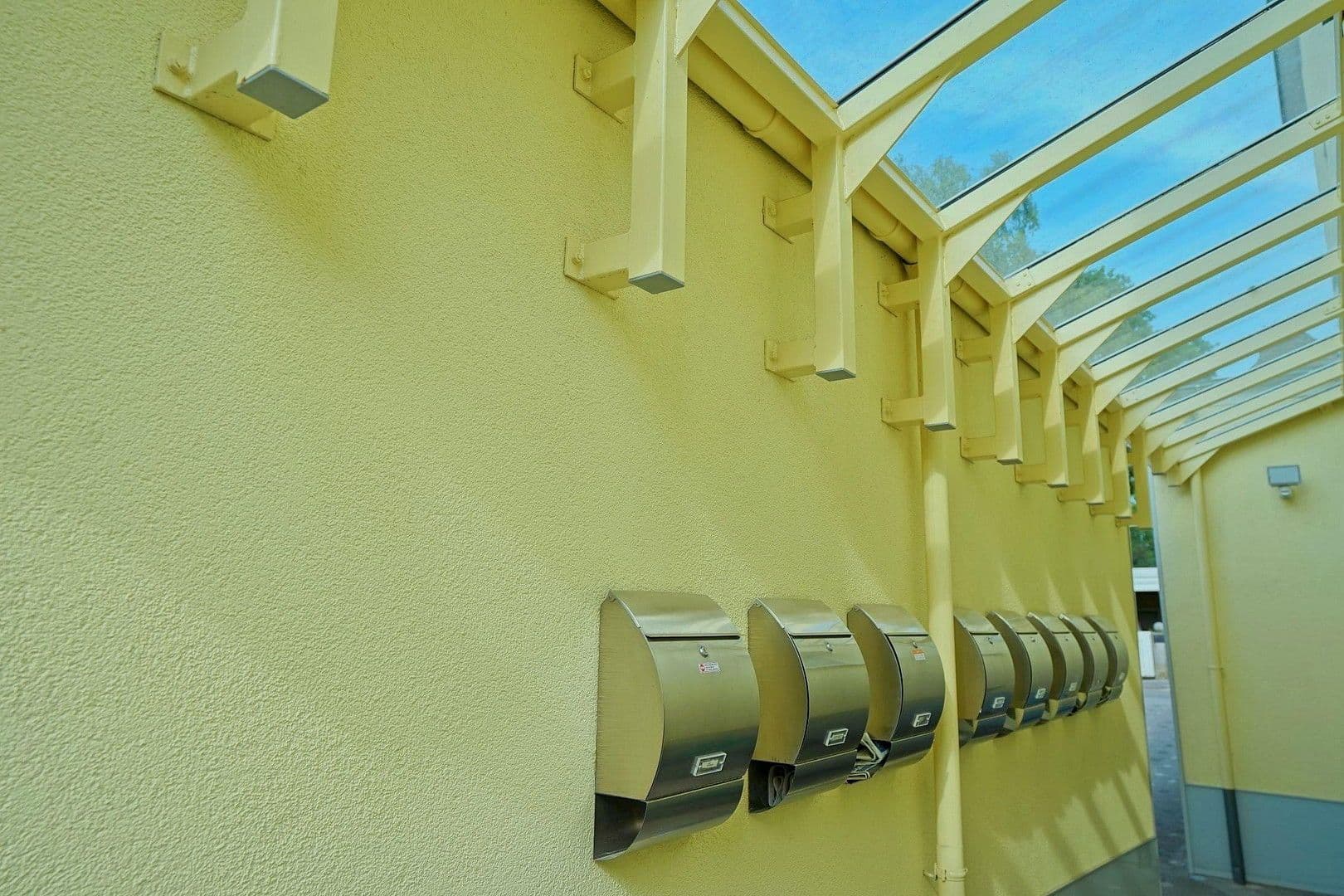 Prenájom bytu 4-izbový 147 m², München, Bavorsko Prenájom bytu 4-izbový 147 m², München, Bavorsko