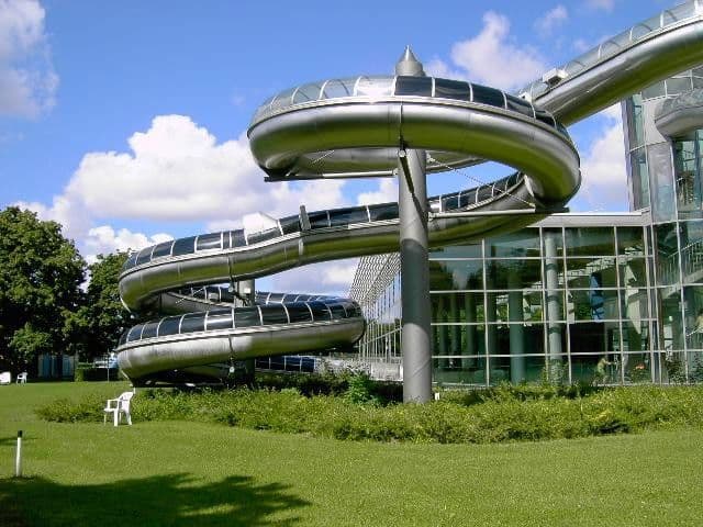 Prenájom bytu 4-izbový 147 m², München, Bavorsko Prenájom bytu 4-izbový 147 m², München, Bavorsko