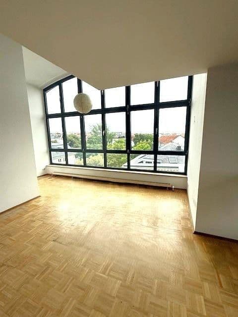 Prenájom bytu 2-izbový 61 m², Schenkendorfstraße 1a, Leipzig, Sasko Prenájom bytu 2-izbový 61 m², Schenkendorfstraße 1a, Leipzig, Sasko