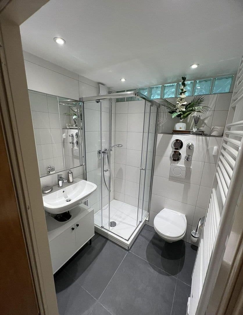 Prenájom bytu 1-izbový 32 m², Stetten, Bádensko-Wurttembersko Prenájom bytu 1-izbový 32 m², Stetten, Bádensko-Wurttembersko