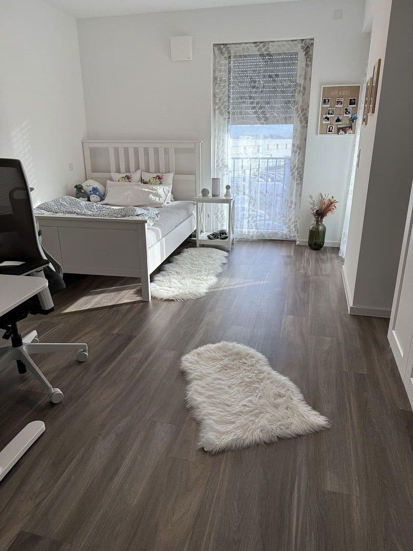 Prenájom bytu 2-izbový 61 m², Petersberg, Hesensko Prenájom bytu 2-izbový 61 m², Petersberg, Hesensko