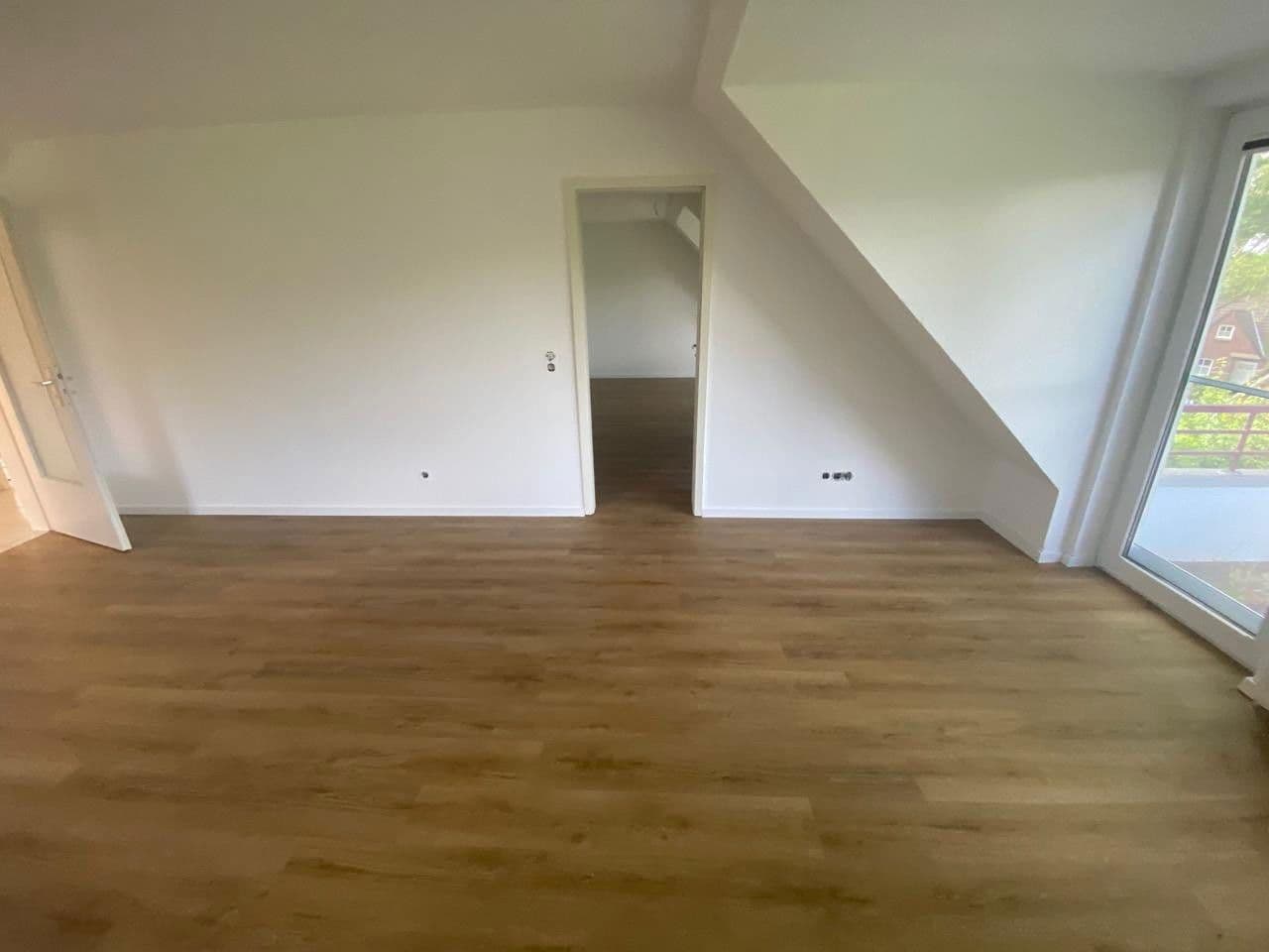 Prenájom bytu 3-izbový 78 m², Elmshorn, Šlezvicko-Holštajnsko Prenájom bytu 3-izbový 78 m², Elmshorn, Šlezvicko-Holštajnsko