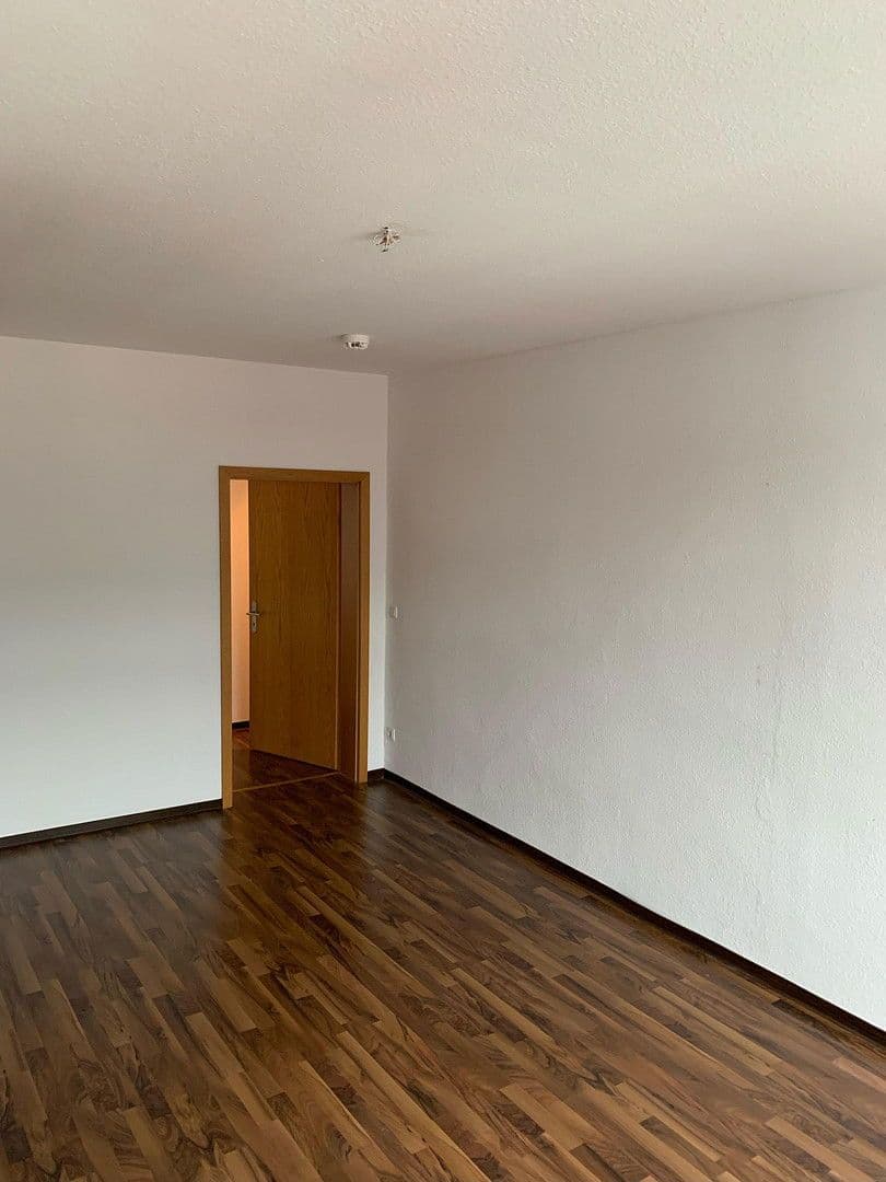 Prenájom bytu 3-izbový 110 m², Casparistraße 4, Chemnitz, Sasko Prenájom bytu 3-izbový 110 m², Casparistraße 4, Chemnitz, Sasko