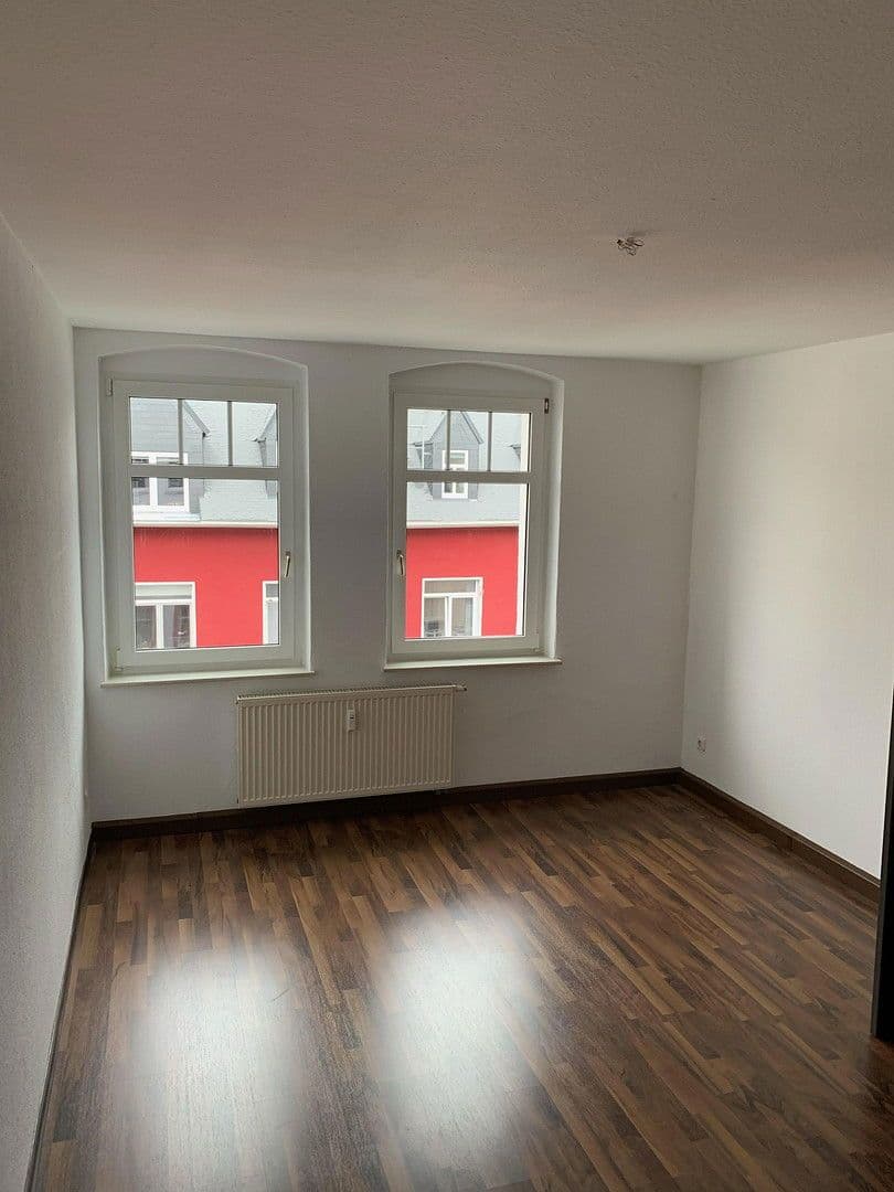Prenájom bytu 3-izbový 110 m², Casparistraße 4, Chemnitz, Sasko Prenájom bytu 3-izbový 110 m², Casparistraße 4, Chemnitz, Sasko