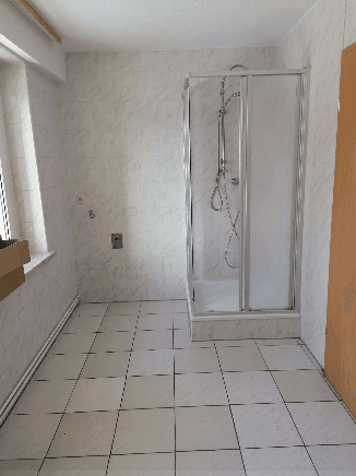 Prenájom bytu 3-izbový 109 m², Gröditz, Sasko Prenájom bytu 3-izbový 109 m², Gröditz, Sasko