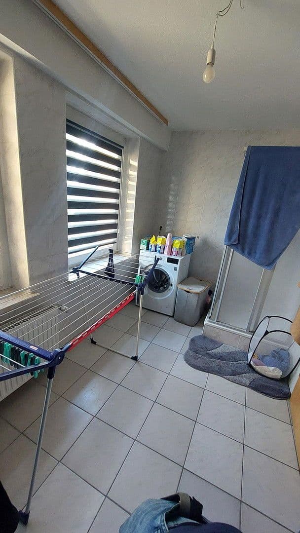 Prenájom bytu 3-izbový 109 m², Gröditz, Sasko Prenájom bytu 3-izbový 109 m², Gröditz, Sasko