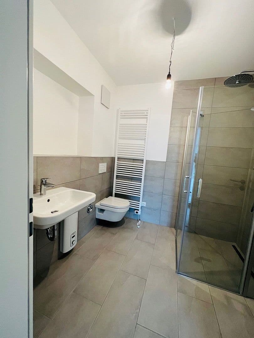 Prenájom bytu 2-izbový 80 m², Thaliastraße 35, Kerpen, Severné Porýnie - Westfálsko Prenájom bytu 2-izbový 80 m², Thaliastraße 35, Kerpen, Severné Porýnie - Westfálsko