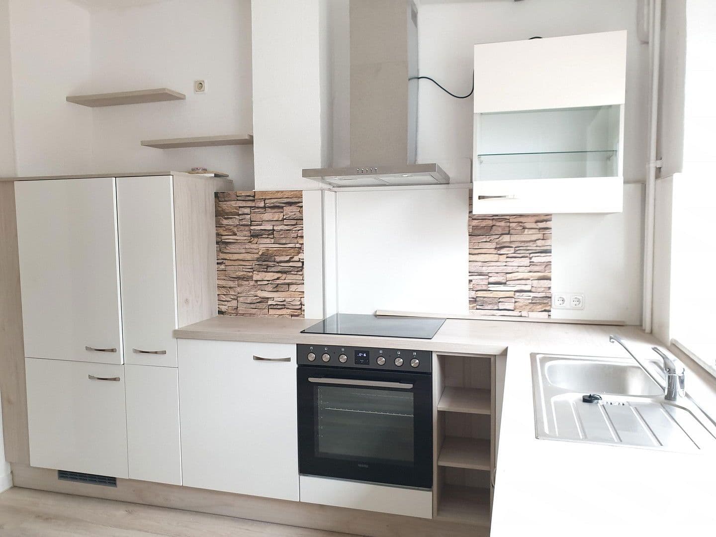 Prenájom bytu 4-izbový 100 m², Hohenlockstedt, Šlezvicko-Holštajnsko Prenájom bytu 4-izbový 100 m², Hohenlockstedt, Šlezvicko-Holštajnsko