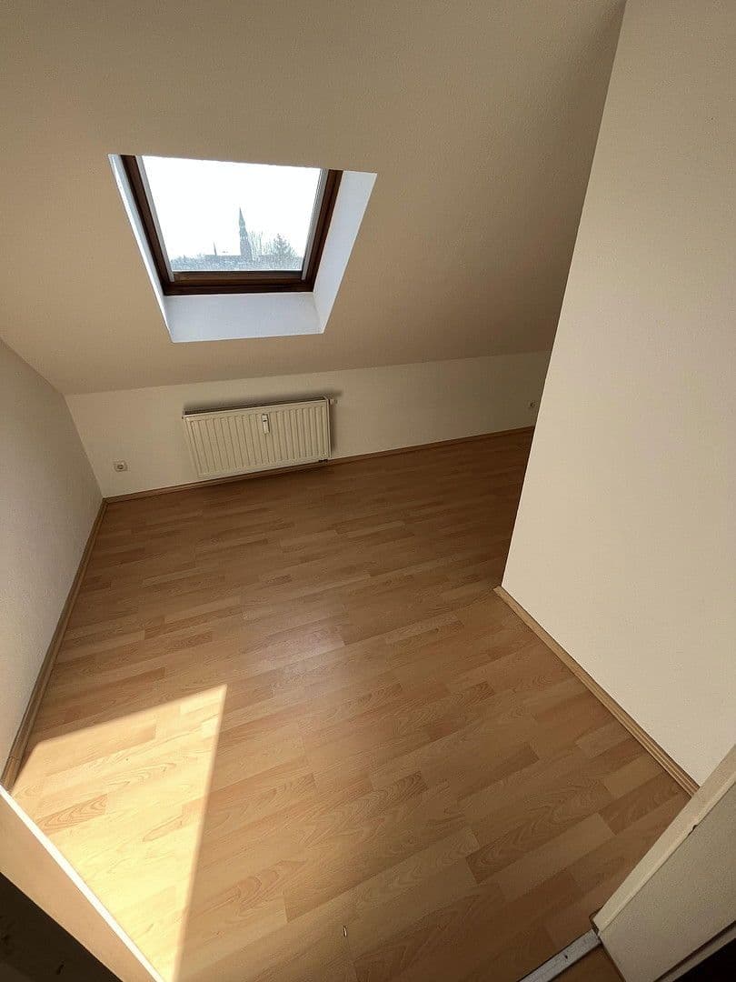 Prenájom bytu 2-izbový 68 m², Moritzstraße 36, Zwickau, Sasko Prenájom bytu 2-izbový 68 m², Moritzstraße 36, Zwickau, Sasko
