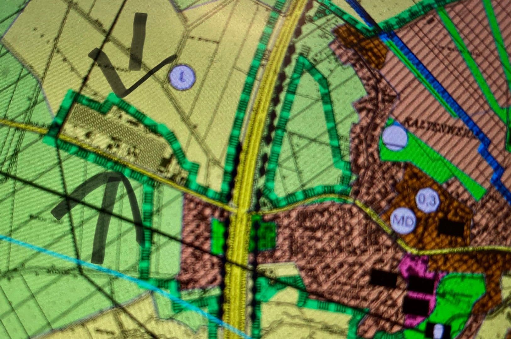 Prenájom pozemku 42.000 m², Langenhagen, Dolné Sasko Prenájom pozemku 42.000 m², Langenhagen, Dolné Sasko