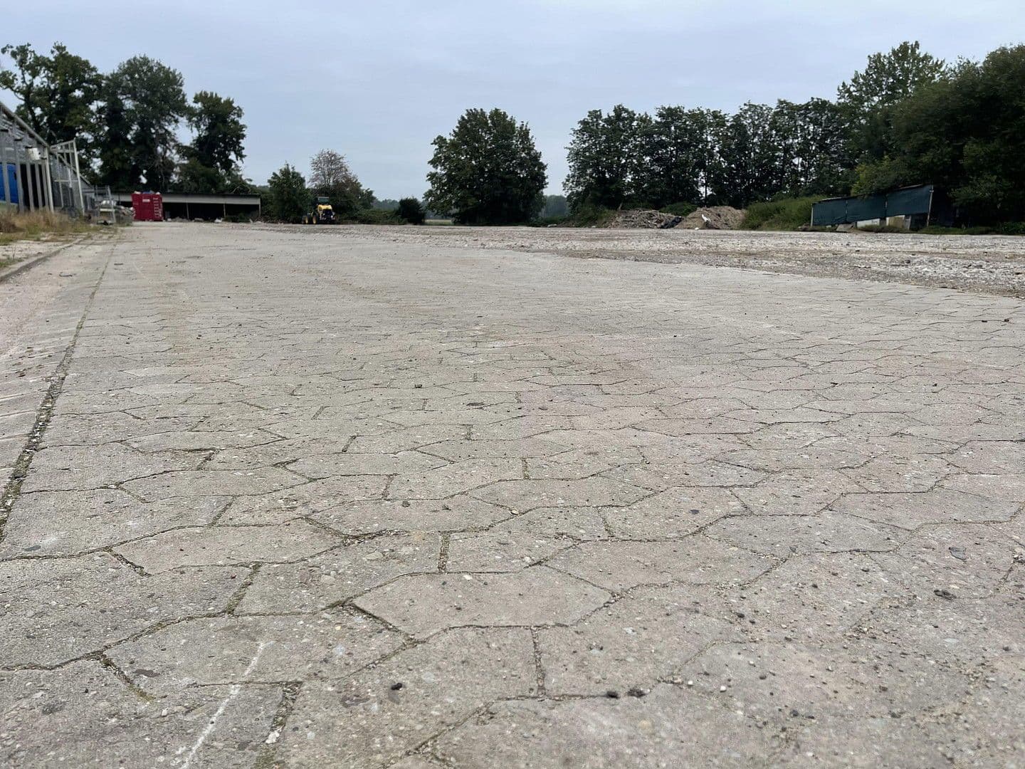 Prenájom pozemku 42.000 m², Langenhagen, Dolné Sasko Prenájom pozemku 42.000 m², Langenhagen, Dolné Sasko