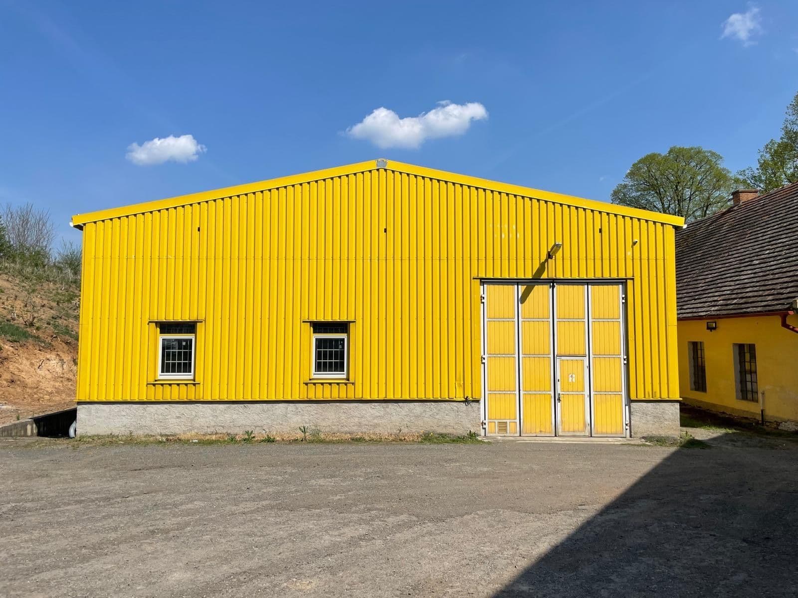 Prenájom nebytového priestoru 600 m², Kladenská, Hostouň, Středočeský kraj Prenájom nebytového priestoru 600 m², Kladenská, Hostouň, Středočeský kraj
