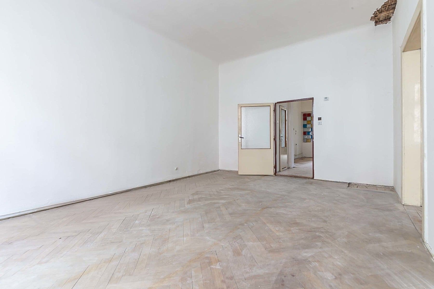 Predaj bytu 4-izbový 115 m², Varšavská, Praha, Praha Predaj bytu 4-izbový 115 m², Varšavská, Praha, Praha