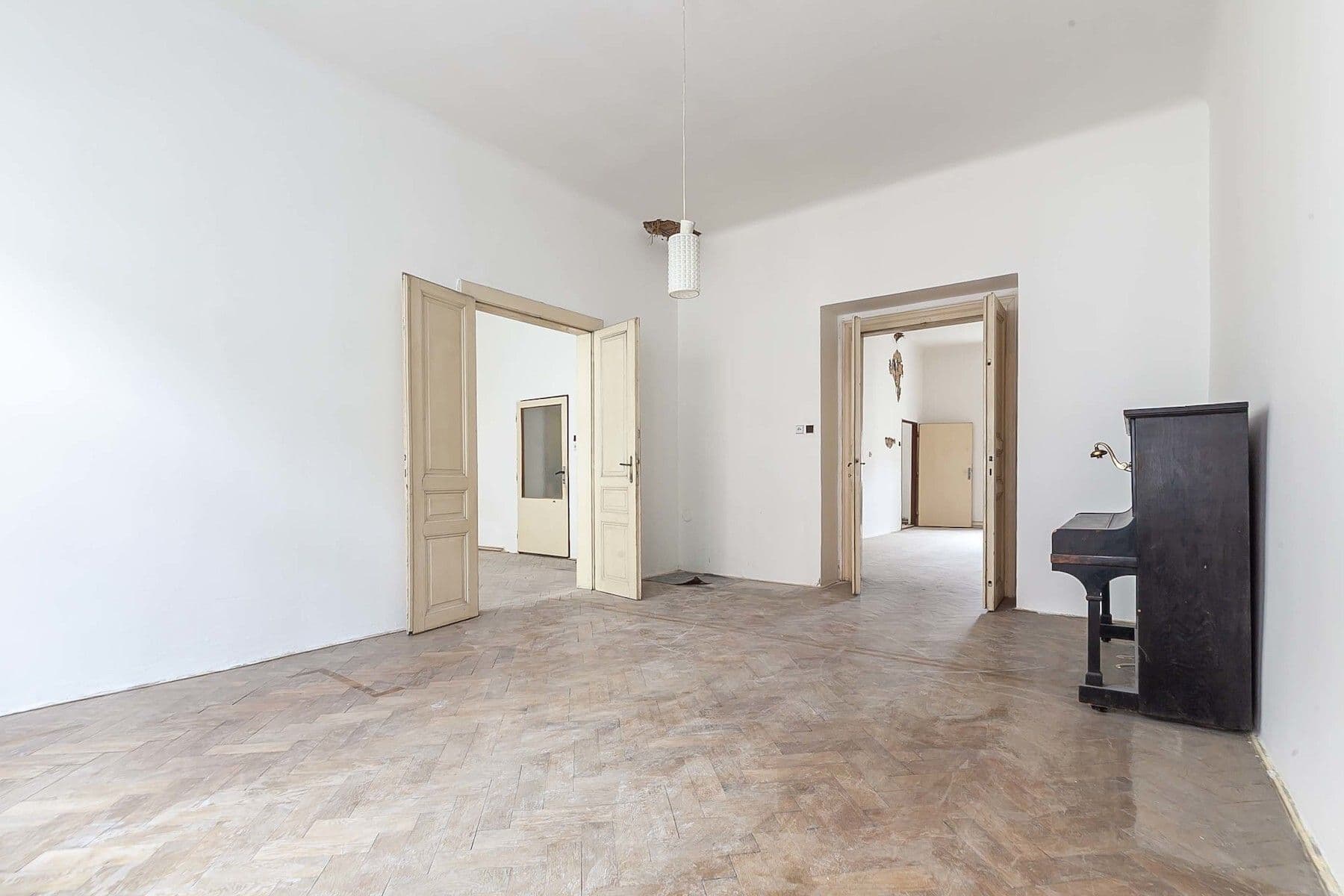 Predaj bytu 4-izbový 115 m², Varšavská, Praha, Praha Predaj bytu 4-izbový 115 m², Varšavská, Praha, Praha