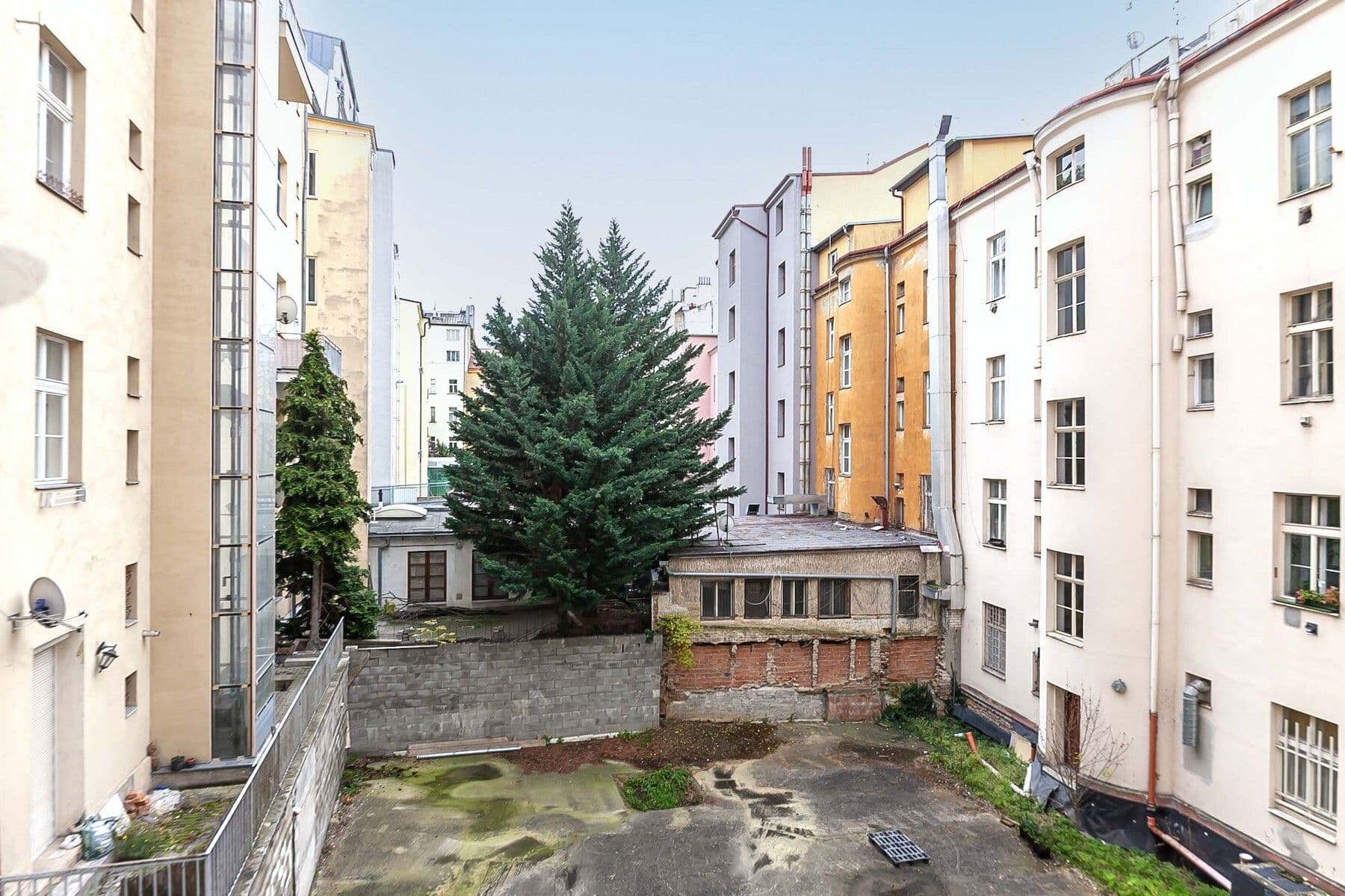 Predaj bytu 4-izbový 115 m², Varšavská, Praha, Praha Predaj bytu 4-izbový 115 m², Varšavská, Praha, Praha