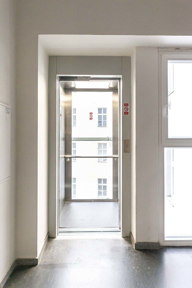 Predaj bytu 4-izbový 115 m², Varšavská, Praha, Praha Predaj bytu 4-izbový 115 m², Varšavská, Praha, Praha