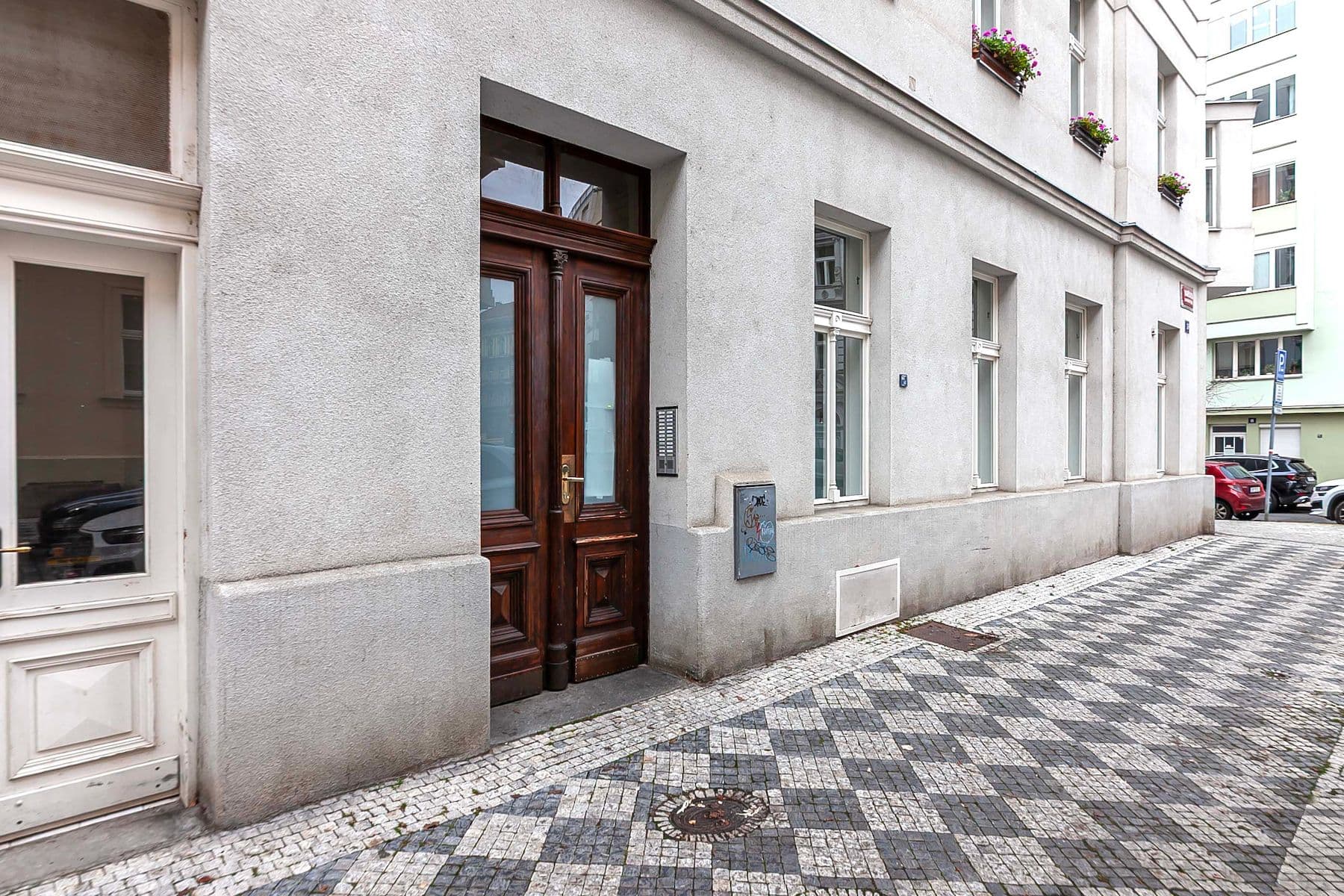 Predaj bytu 4-izbový 115 m², Varšavská, Praha, Praha Predaj bytu 4-izbový 115 m², Varšavská, Praha, Praha