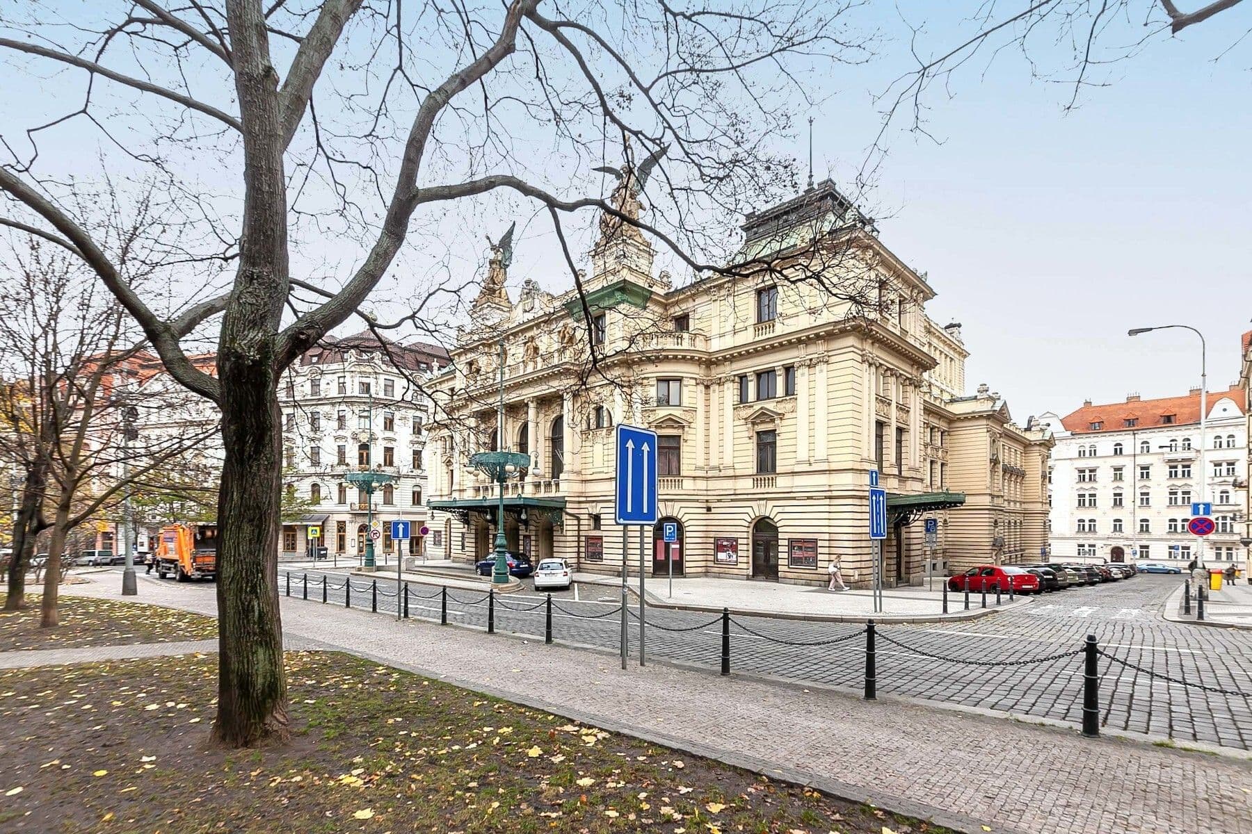 Predaj bytu 4-izbový 115 m², Varšavská, Praha, Praha Predaj bytu 4-izbový 115 m², Varšavská, Praha, Praha