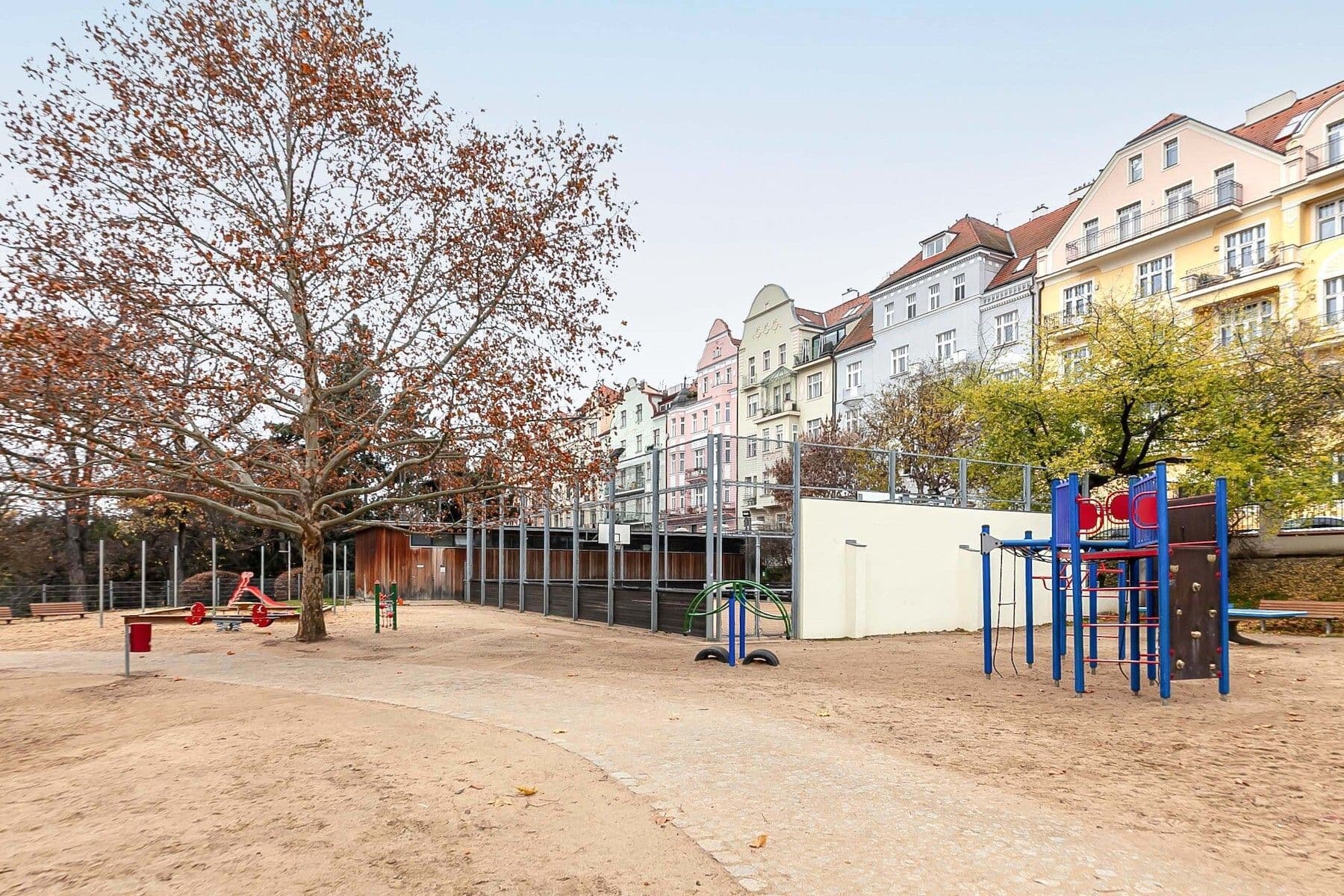 Predaj bytu 4-izbový 115 m², Varšavská, Praha, Praha Predaj bytu 4-izbový 115 m², Varšavská, Praha, Praha
