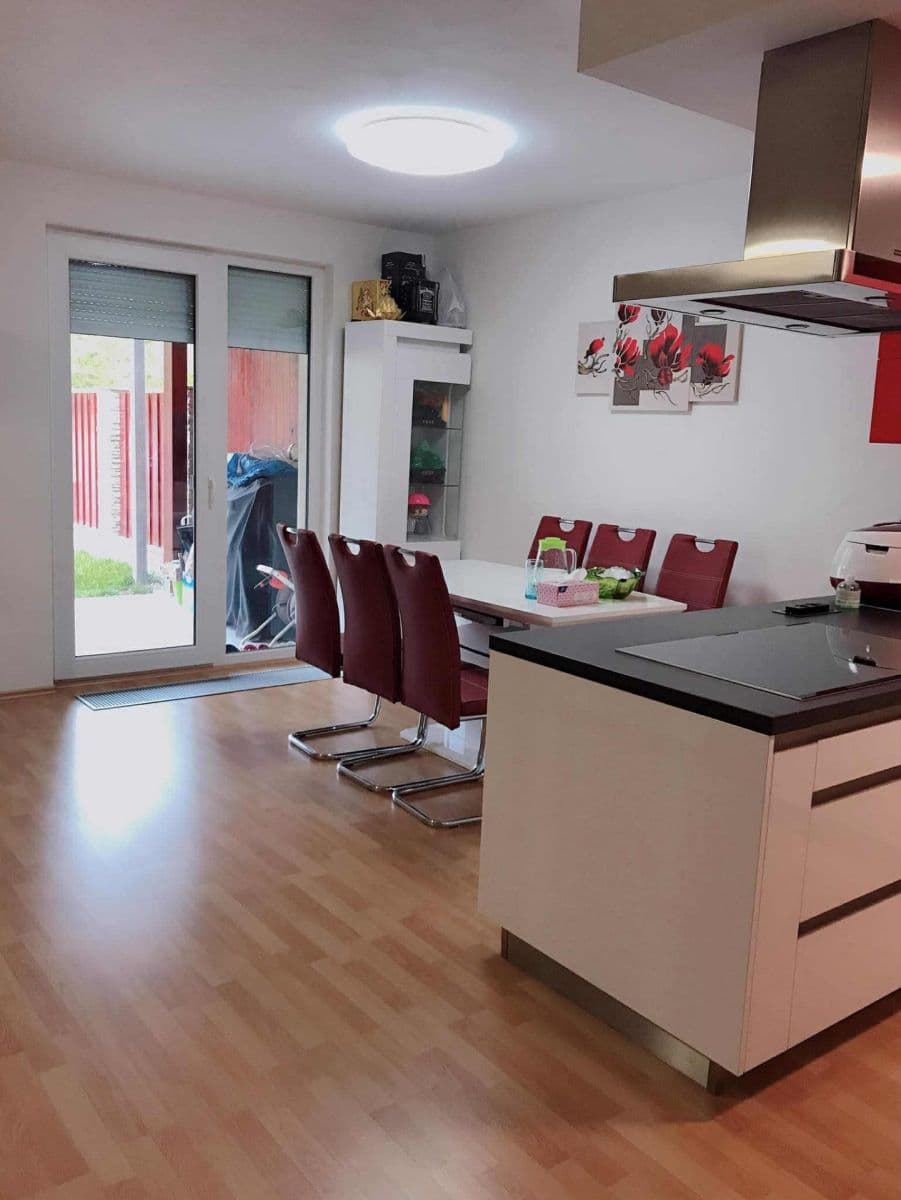 Prenájom domu 240 m², pozemek 240 m², Předenická, Praha, Praha Prenájom domu 240 m², pozemek 240 m², Předenická, Praha, Praha