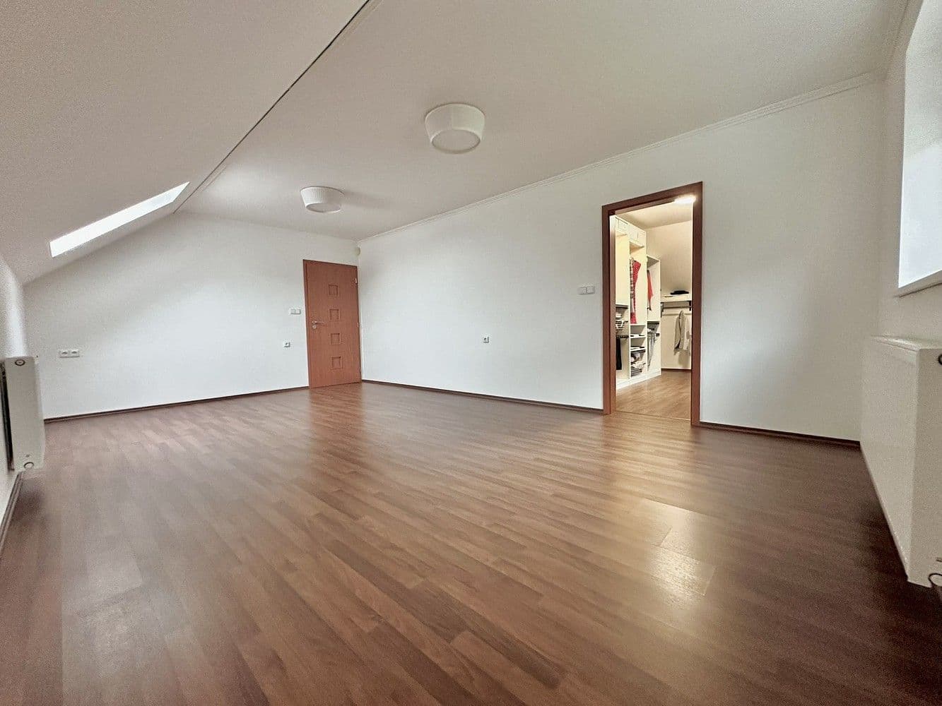 Predaj domu 235 m², pozemek 1.127 m², Zlatá, Středočeský kraj Predaj domu 235 m², pozemek 1.127 m², Zlatá, Středočeský kraj