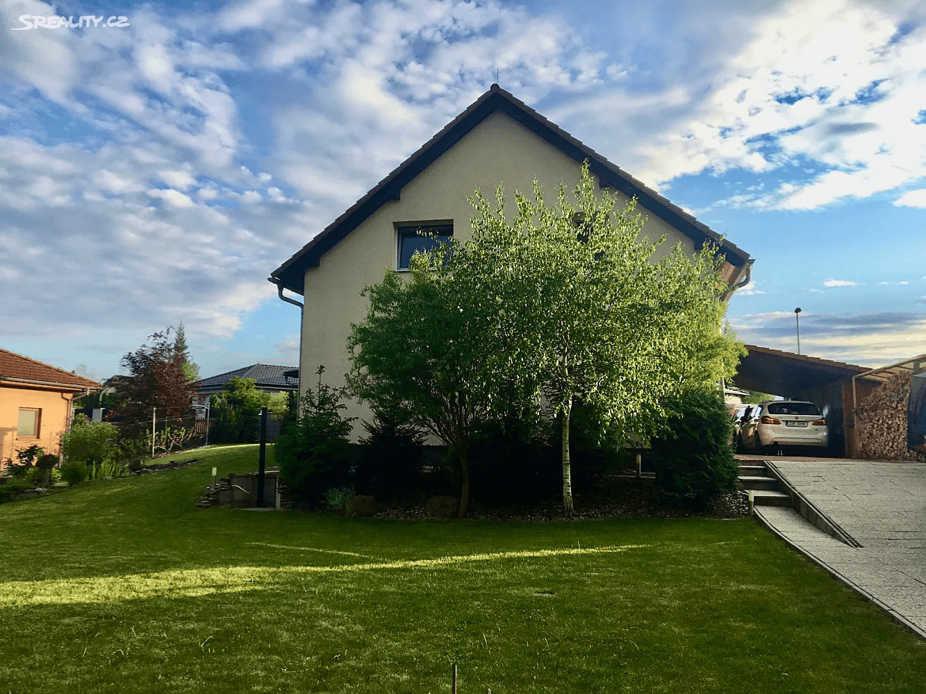 Predaj domu 235 m², pozemek 1.127 m², Zlatá, Středočeský kraj Predaj domu 235 m², pozemek 1.127 m², Zlatá, Středočeský kraj
