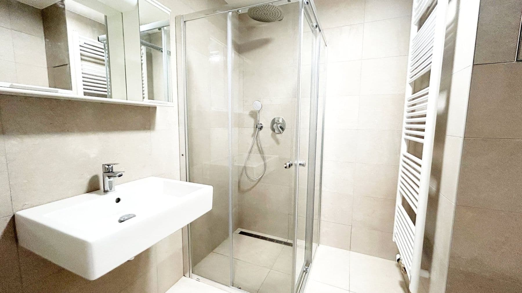 Prenájom bytu 2-izbový 49 m², Ke křížku, Kladno, Středočeský kraj Prenájom bytu 2-izbový 49 m², Ke křížku, Kladno, Středočeský kraj