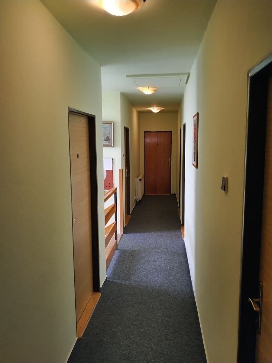 Prenájom bytu Garsoniéra 17 m², Ústecká, Praha, Praha Prenájom bytu Garsoniéra 17 m², Ústecká, Praha, Praha