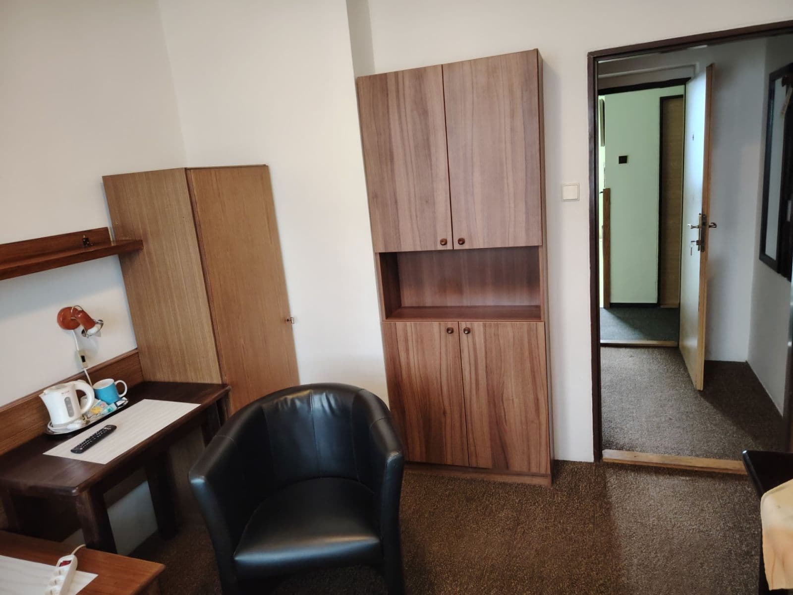 Prenájom bytu Garsoniéra 18 m², Ústecká, Praha, Praha Prenájom bytu Garsoniéra 18 m², Ústecká, Praha, Praha