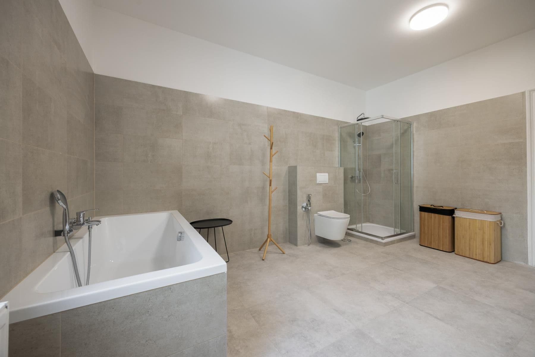 Prenájom bytu 2-izbový 74 m², Nádražní, Ostrava, Moravskoslezský kraj Prenájom bytu 2-izbový 74 m², Nádražní, Ostrava, Moravskoslezský kraj